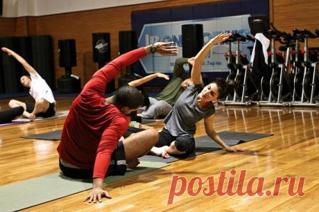 Что такое заминка в фитнессе и ее важность | Журнал "JK" Джей Кей Заминка – легкие упражнения, цель которых подготовить организм для предстоящего отдыха. Она выполняется после тренировки, и имеет не менее важное значение, чем разминка до тренировки.