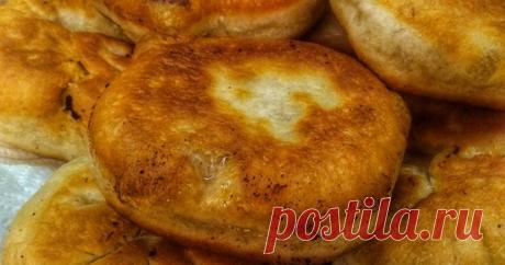 Беляши советские - пошаговый рецепт с фото. Автор рецепта Оксанка_Ока 🏃♂️ . Беляши советские - пошаговый рецепт с фото. Главное отличие этих беляшиков от татарских беляшей - отсутствие отверстия. Просто круглые жаренные пирожки с мясом.