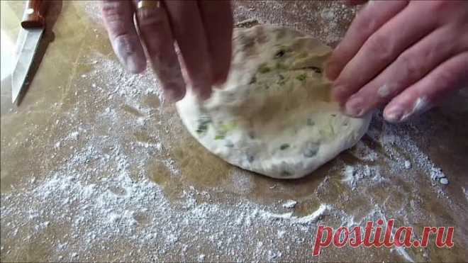 ВКУСНЕЙШИЕ ЛЕПЕШКИ С ЗЕЛЕНЫМ ЛУКОМ, ПРАКТИЧЕСКИ ИЗ НИЧЕГО!