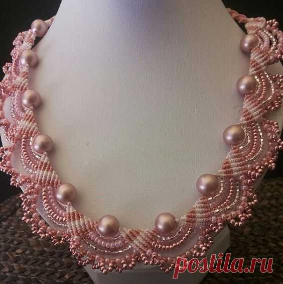 the necklace is made in art of macrame with swarovski pearls, Preciosa sead beads . The necklace is adjustable . Please contact me if you have any questions or would like to order a custom design.