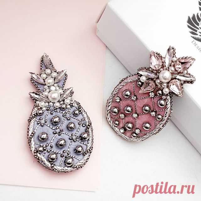 💗Ананасики💙
⭐⭐⭐
В НАЛИЧИИ
⭐⭐⭐
#accessories #fachion #fashionaccessories #myvision #love#style#trend #trendy#handmadejewelry #handmade#handmade_jewelry #jewelry #jewellery#embroidery #ручнаяработа#вышивкаукрашений#вышивкабисером#design#fashiondesigner #fashiondesign#brooch#брошь#брошьручнойработы#брошьгранат#авторскиеукрашения#сделаносвоимируками#тренд#oxylove_accessories