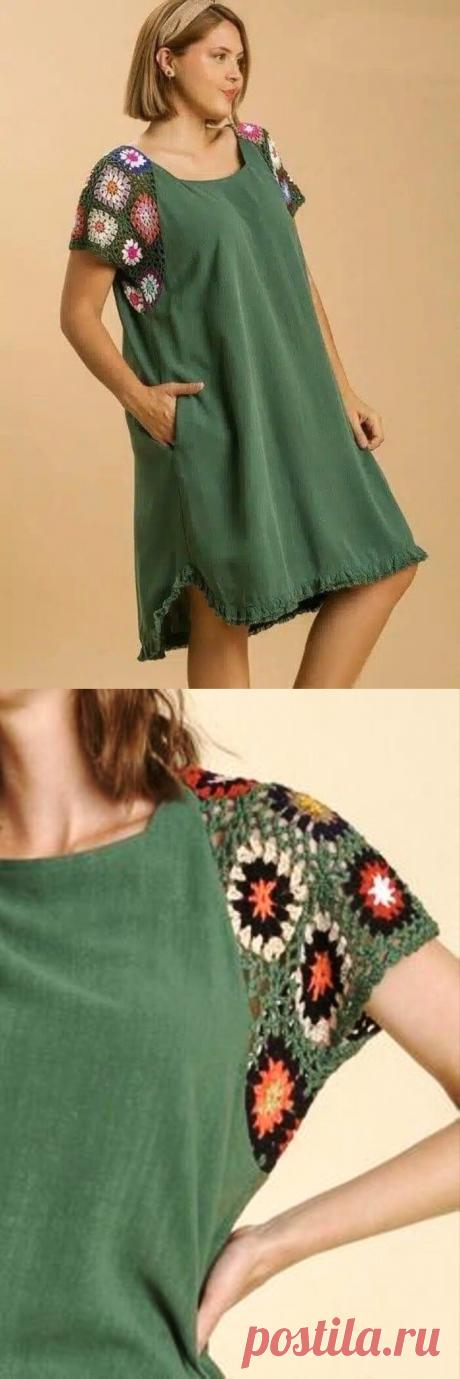 Летнее платье с рукавами из вязаных квадратных элементов