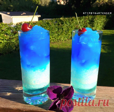 Antarctic Freezer Cocktail - TipsyBartender.com