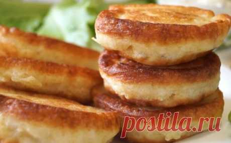 Оладьи как пончики. Вкусные и пышные: завтрак за 15 минут Один из самых простых и быстрых рецептов пышных и воздушных оладий, которые получаются такими большими, что больше походят на пончики.