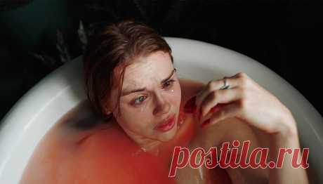Что посмотреть: 30 самых страшных сериалов в истории по версии Rolling Stone Редакция американского журнал Rolling Stone отобрала тридцатку лучших хоррор-сериалов всех времен. В топ вошли истории о вампирах, серийных убийцах, мертвеца...