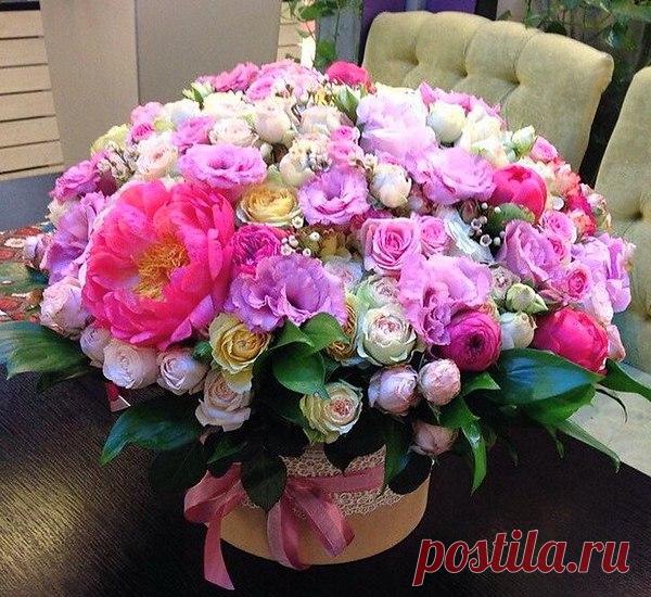 Р.
Все будет хорошо! Пусть не сегодня, не завтра, пусть фиг его знает когда… Но все равно, вот увидите - все будет хорошо.