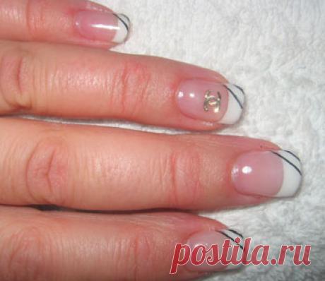 spectacular wedding manicure