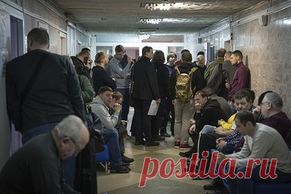 Поведение сотрудников военкоматов на Украине объяснили животным удовольствием