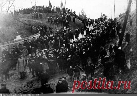 Красная гора. Демонстрация. - Фотографии прошлого