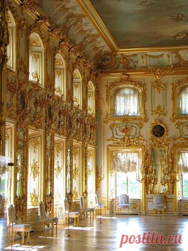Petrodvorets The Summer Palace Saint Petersburg Russia | Igor Mamantov приколол(а) это к доске Russia