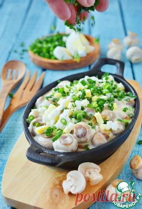 Грибы в сливках с рубленым яйцом – кулинарный рецепт