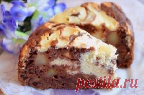 Шикарный пирог с яблоками и творожной начинкой