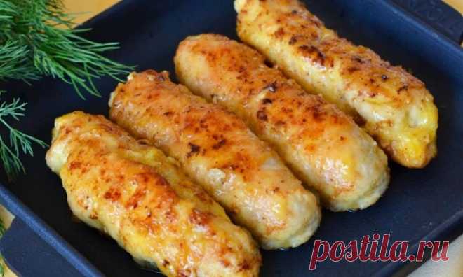 Всеми любимые мясные пальчики из куриного филе Представляем вашему вниманию рецепт потрясающе вкусного блюда, которое не оставит никого равнодушным. Такие пальчики уплетаются на любом столе и с преогромным удовольствием. Получаются они сочные, нежные, сытные, ароматные и мега аппетитные...