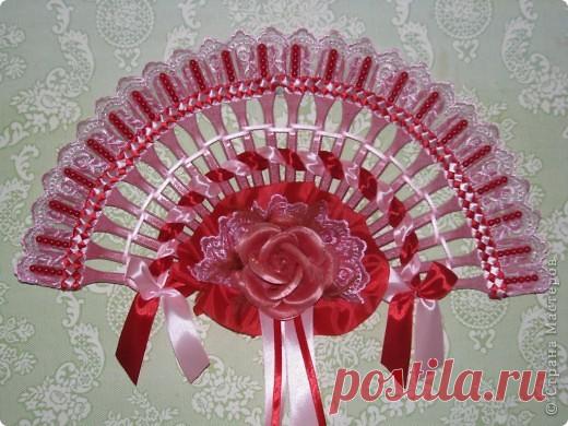 Веера и панно из....одноразовых вилок! Из инета.