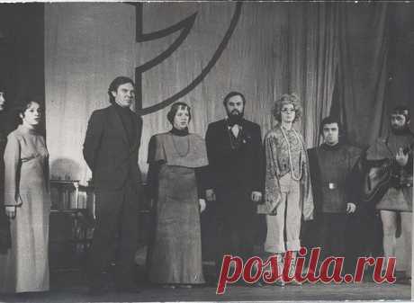 Гамлет в университете. Я - Клавдий.