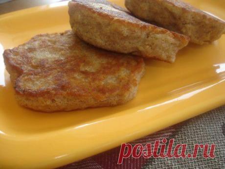 Лепешки из овсяной муки с хлопьями &quot;Геркулес&quot; и бананом