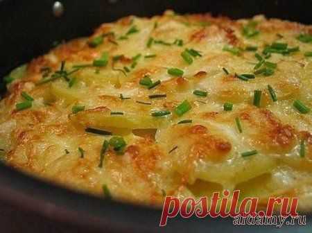 Молочный картофель под сыром в мультиварке