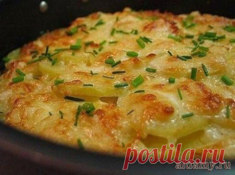 Молочный картофель под сыром в мультиварке