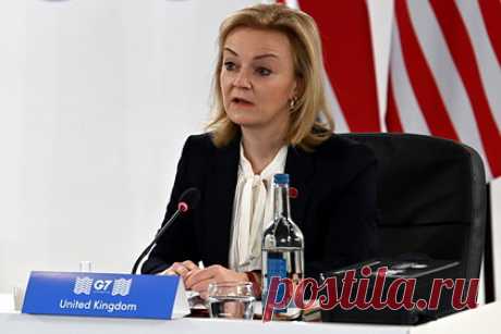 Британия предложила Украине и Польше тройственный союз. Великобритания предложила Украине и Польше организовать тройственный союз. Предложение разместил Совет по геостратегии Британии. В посте Совет по геостратегии прикрепил карту, объясняя геостратегическое назначение нового формирования. Россия и Белоруссия обозначены на карте как враждебные территории.