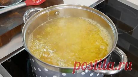 Никто НЕ ГОТОВИТ это блюдо, а зря. Ленивые ПЕЛЬМЕНИ с бульоном, цыганка готовит.