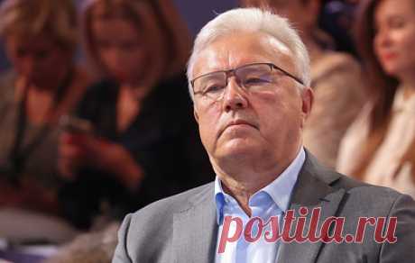 Песков заявил, что экс-губернатор Красноярского края Усс может получить работу в СФ. Александр Усс ранее сообщил, что получил от президента предложение работать на федеральном уровне