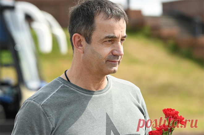 «Не дразните нас!». Дмитрий Певцов рассказал о том, почему Россия стала сильнее. «У меня ощущение, что жизнь только начинается», – говорит Дмитрий Певцов, которому 8 июля исполняется 60 лет.