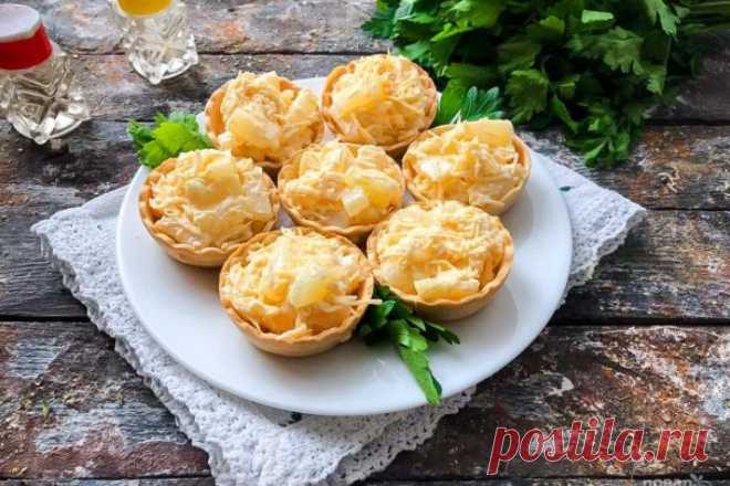 Самая вкусная закуска на Новый год 2022 в тарталетках: готовить 10 минут Знаменитая праздничная закуска станет вкусным дополнением вашего новогоднего стола. Совсем скоро Новый год 2022. Мы расскажем невероятно вкусную закуску на...