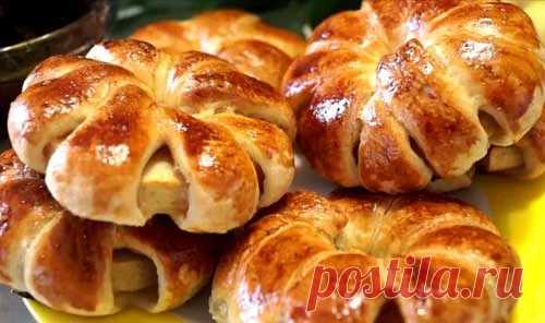 ЯБЛОКИ В СЛОЕНОМ ТЕСТЕ Яблоки в слоеном тесте любят многие, а тем, кто еще н...