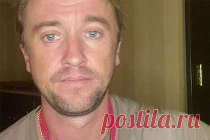 Актер из «Гарри Поттера» рассказал о своем самочувствии после госпитализации. Британский актер Том Фелтон, известный по роли Драко Малфоя в франшизе о волшебнике Гарри Поттере, рассказал о своем самочувствии после госпитализации. Артист, который внезапно упал в обморок во время матча по гольфу, заявил, что с каждым днем чувствует себя все лучше, и поблагодарил всех за поддержку.