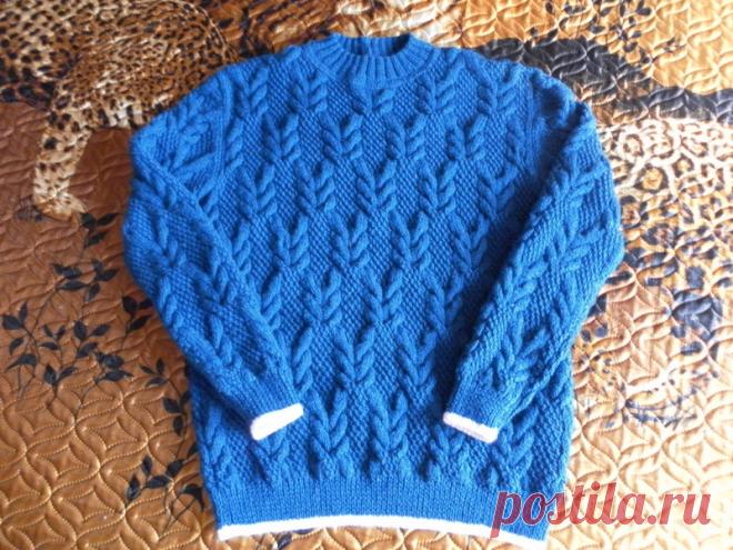 свитер связан спицами из семеновской пряжи