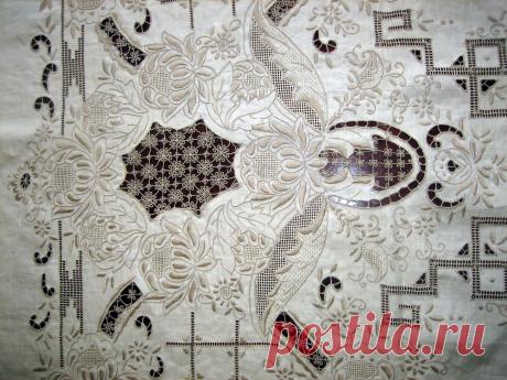 Vintage Linen Banquet Tablecloth Incredible Cutwork Exquisite Hand Work 120x68 | eBay