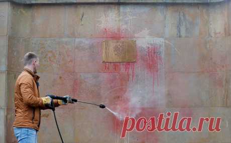 В МИДе сообщили более чем о 150 атаках на российские дипмиссии. За период с декабря 2020 года по май 2022 года зафиксировано более 150 посягательств на неприкосновенность российских дипломатических представительств.