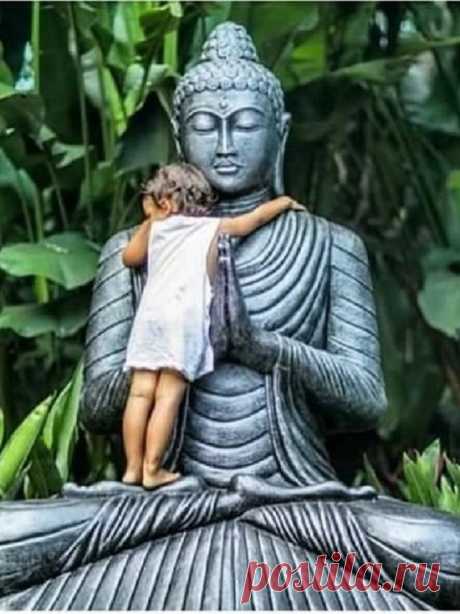 В этот день Будда Шакьямуни спустился с небес Тридцати Трёх, чтобы даровать учения своей матери и всем существам. Считается, что сегодня особенно благоприятно проявлять доброту и делать пожертвования. Пусть ваше сердце наполнится светом мудрости и сострадания, а дом — гармонией и покоем.
Открытки на День нисхождения Будды Шакьямуни из рая 33 божеств. Открытки на Лхабаб Дуйсен.