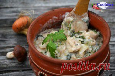 Сыроежки жареные с луком и сметаной