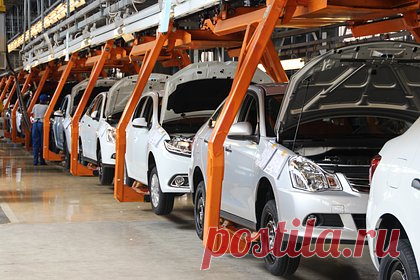 Lada начнут собирать в Эфиопии. Посол Эфиопии в России Чам Угала Уриат заявил, что российская компания «АвтоВАЗ» подписала контракт о производстве Lada в Эфиопии. Машины будут собирать в стане для внутреннего пользования. Если производство нарастят, автомобили могут начать поставлять в соседние страны — Судан, Кению и Сомали.