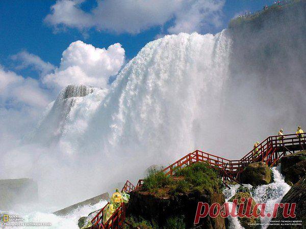 Ниагарский водопад - самый мощный в Северной Америке. Автор фото: Karthikeyan Erode.