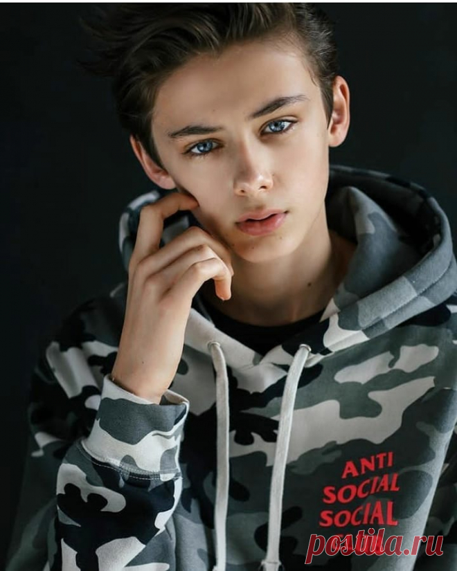 William FRANKLYN-MILLER (25.03.2004)