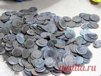 Иркутские полицейские нашли начальника стройки, который забрал найденный клад у рабочего и скрылся - 8 Ноября 2015 - Russia-Asia-Siberia