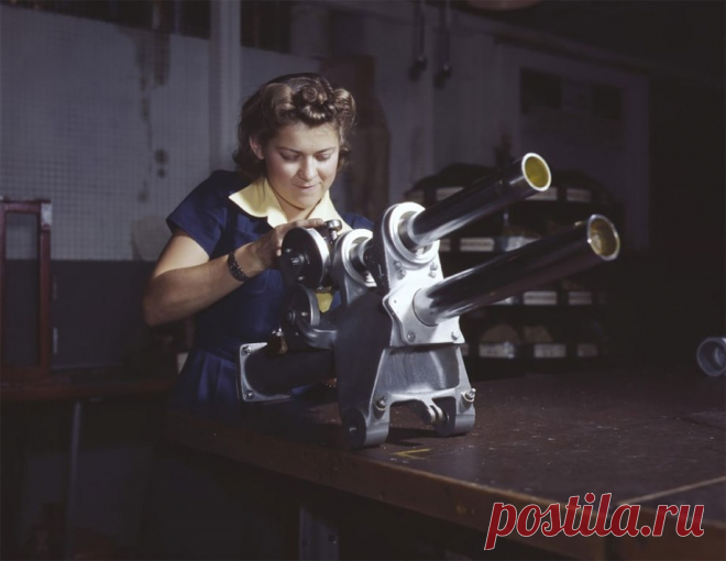 Потрясающие фотографии американских женщин, работавших на заводах во время Второй мировой войны. - Terraoko - мир твоими глазами