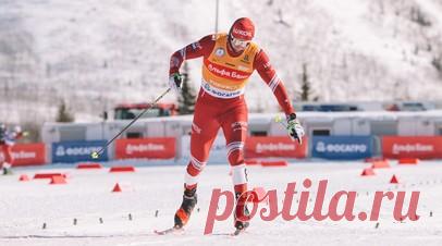 Без оглядки на стартовые позиции: Большунов и Степанова выиграли гонки преследования в финале Кубка России. Александр Большунов стал победителем гонки преследования в финале Кубка России, стартовав восьмым с отставанием в 24 секунды от лидера. Второе место занял Сергей Устюгов, третье — Егор Митрошин. Впечатляющий рывок совершил Савелий Коростелёв, поднявшийся с 43-го на пятое место. В аналогичной гонке у женщин золото завоевала Вероника Степанова, которая сохраняла лидерство с первого до…