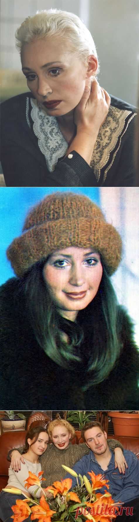 АКТРИСА ТАТЬЯНА ВАСИЛЬЕВА. (девичья фамилия Ицыко́вич; 28 февраля 1947, Ленинград) — советская и российская актриса театра и кино, телеведущая, Народная артистка РФ (1992).