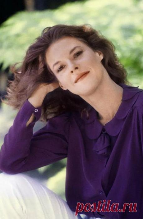 ДжоБет Уильямс, 6 декабря, 1948