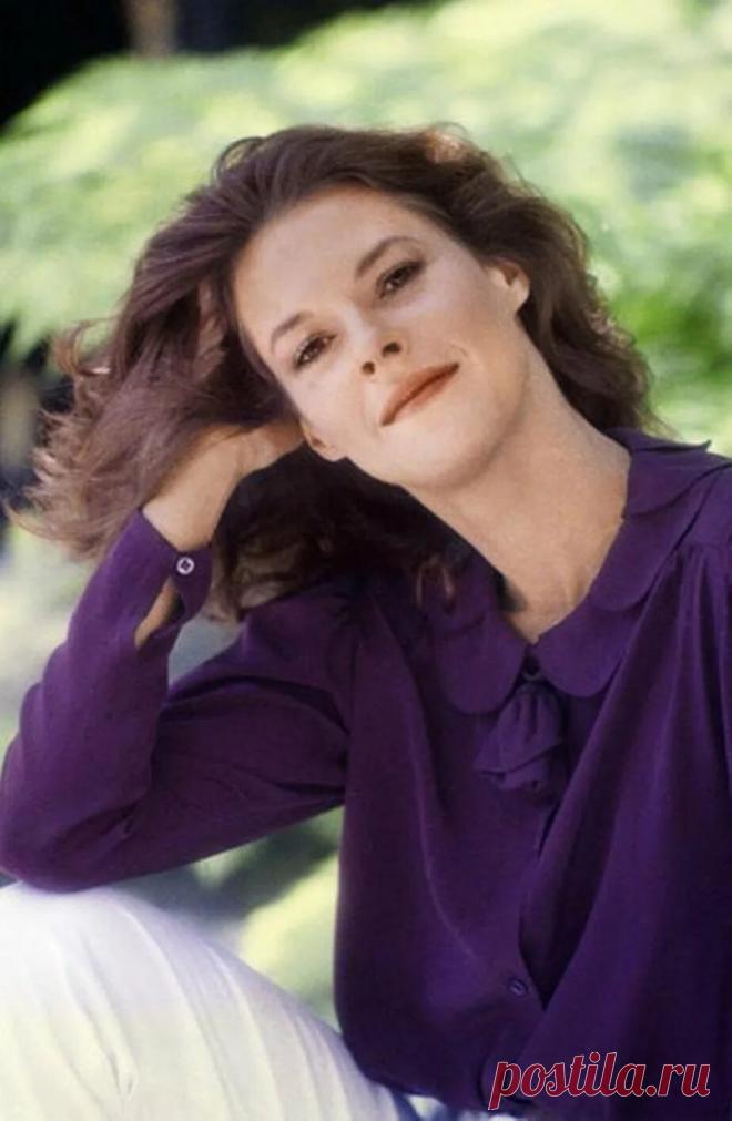 ДжоБет Уильямс, 6 декабря, 1948