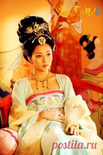 Куртизанки, одалиски, чансань: Какая судьба ожидала «порочных дам полусвета» в разных странах