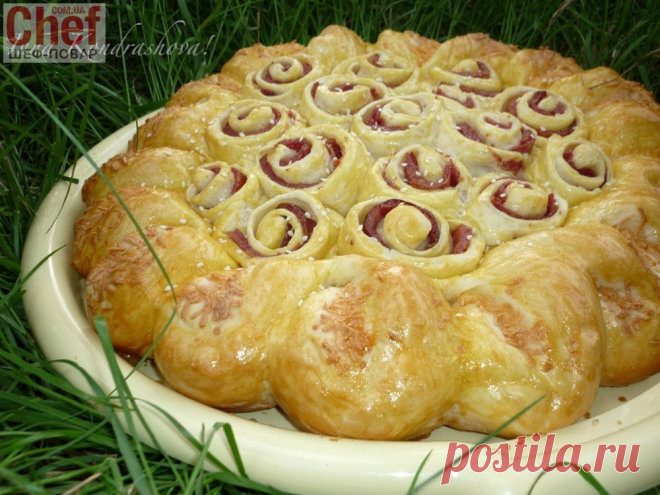 Пирог с колбасой и сыром - Простые рецепты Овкусе.ру