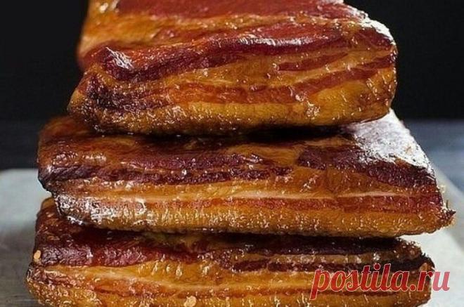 Сало получается, как копченое. Но коптить мы его не будем
