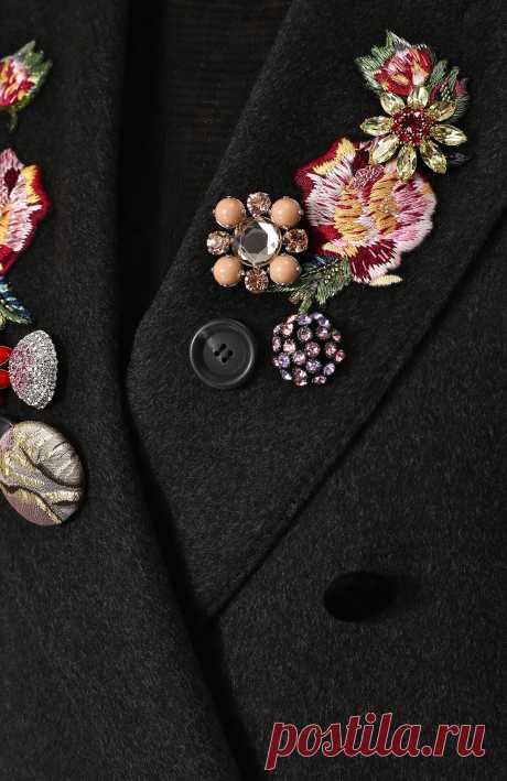 Шерстяное пальто с контрастной отделкой DOLCE & GABBANA серого цвета — купить за 219000 руб. в интернет-магазине ЦУМ, арт. 0102/F0T06Z/FU3A1