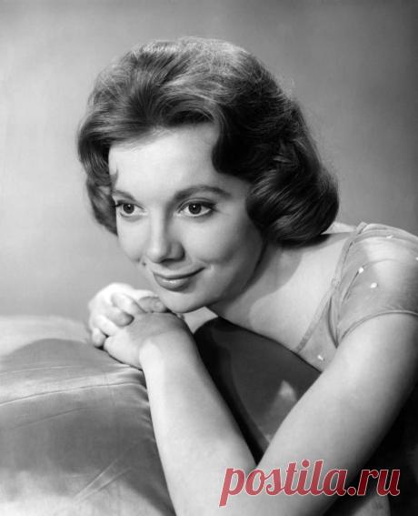 Анна Мэсси (Anna Massey)
- 11 августа, 1937 • 2 июля 2011