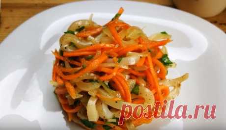 Салат с маринованными кальмарами
