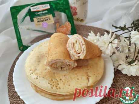 Толстые блины с ветчиной. Очень сытные, вкусные блины, которые хороши как в теплом, так и в холодном виде. Поэтому их удобно брать с собой. Жареный лук придаёт очень интересный вкус, а ветчина ТМ &quot;Индилайт&quot; добавит сытость.